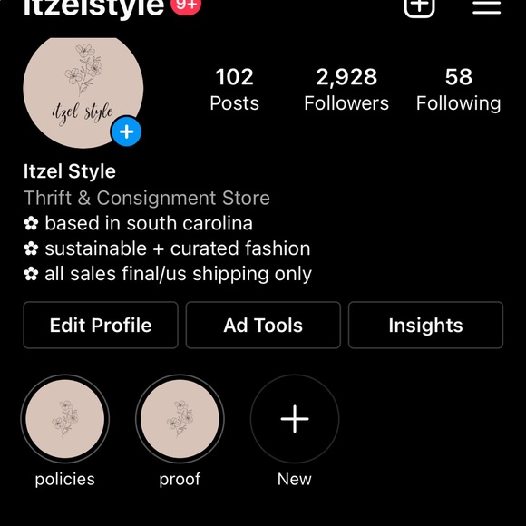 Instagram: ItzelStyle - Picture 2 of 5